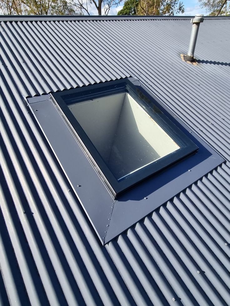 Flashing at the Roof Opening